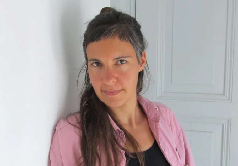 13.05. 19 Uhr Lesung: Deborah Jeromin „Fallschirmseide“