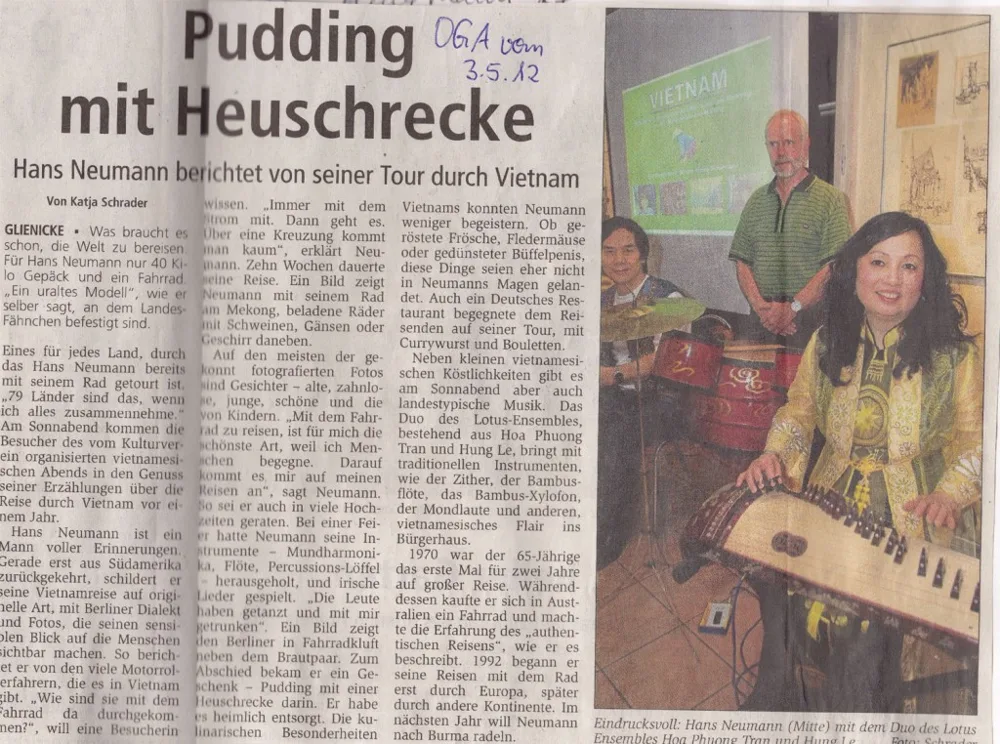 Pudding mit Heuschrecke