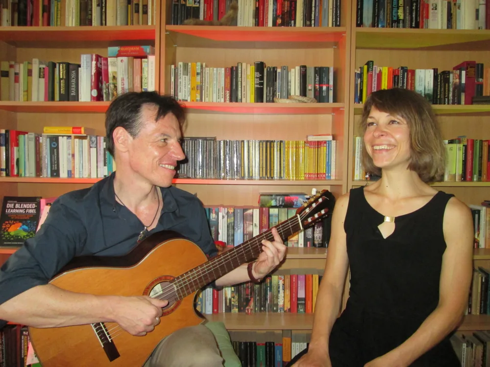 2019 um 19 Uhr Konzert „Lieblingslieder“ mit Steffi Müller (Gesang) und Gerd Schöpfer (Gitarre)